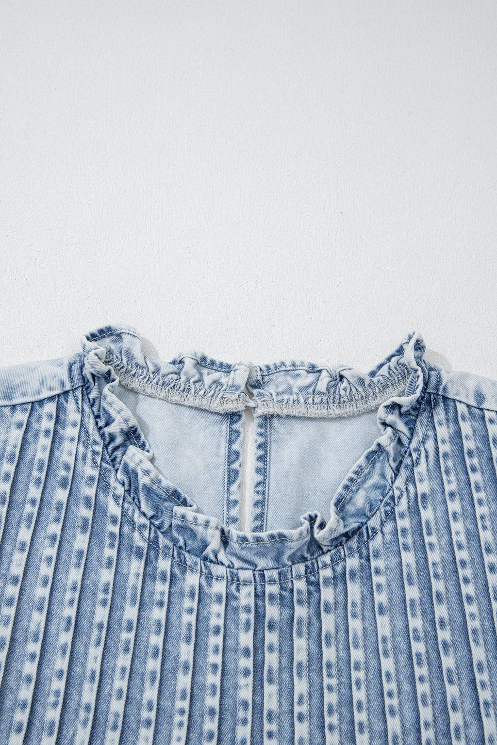 DENIM PLEATED TOP