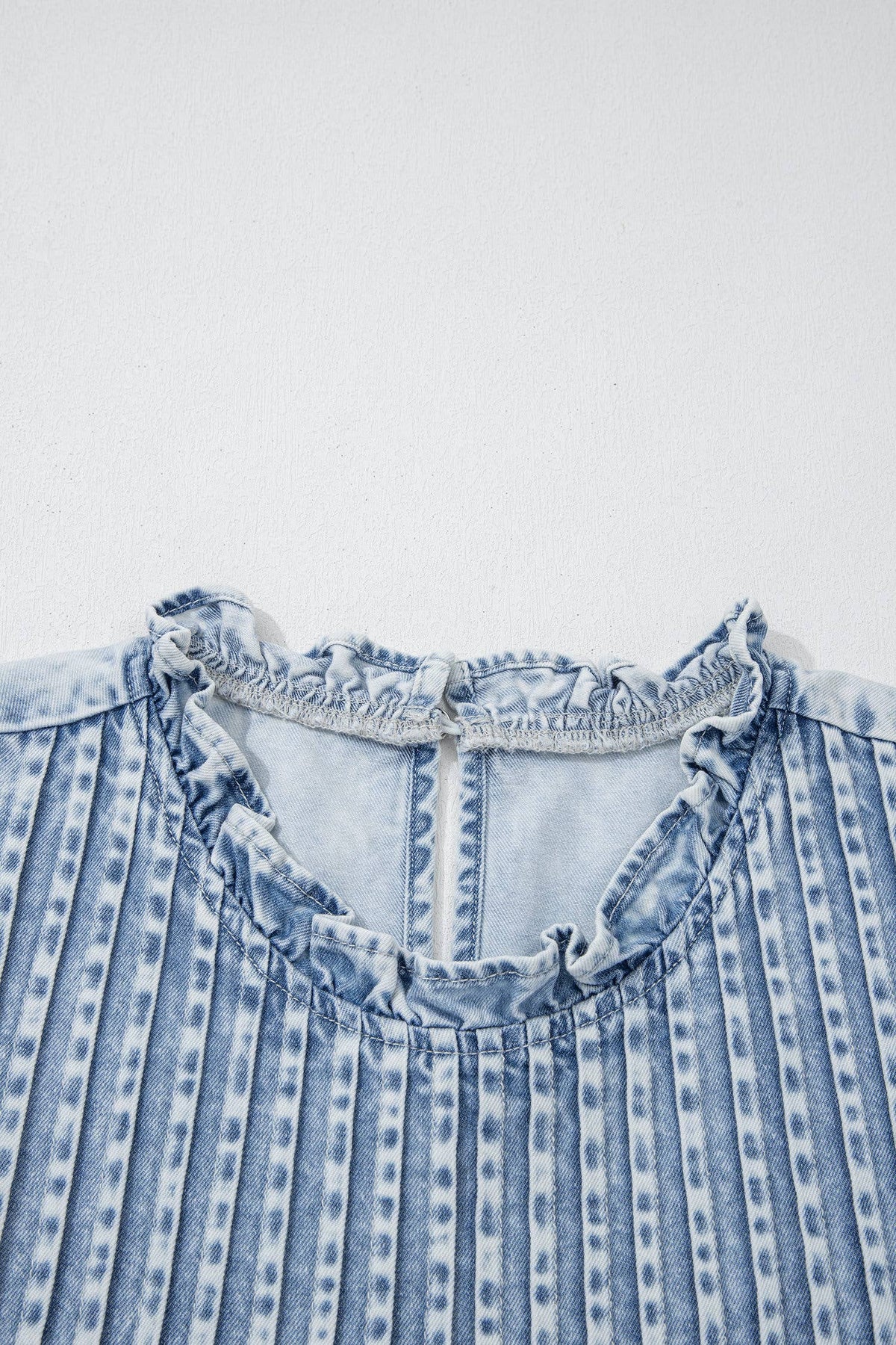 DENIM PLEATED TOP